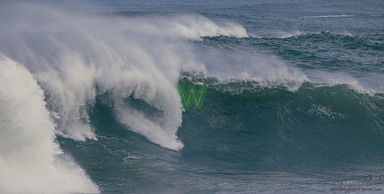 01/16/21, big wave surfing, haena, hāʻena