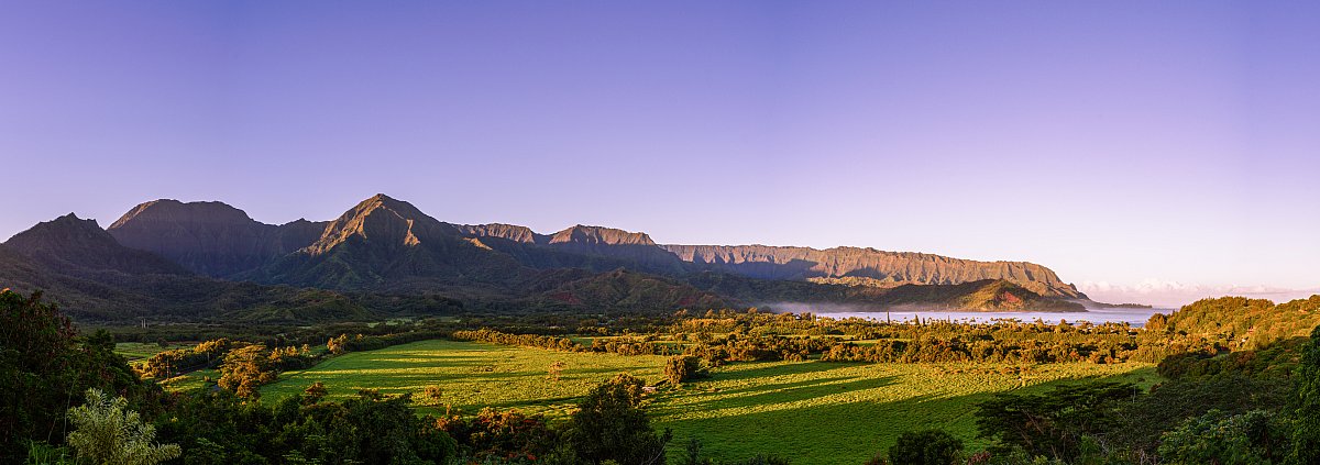 wild-kauai-hanaleiOverviewSunrise001-.jpg